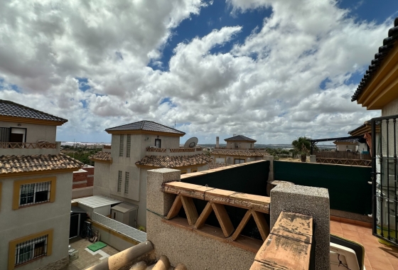 Reventa - Pareado - Los Montesinos - La Herrada