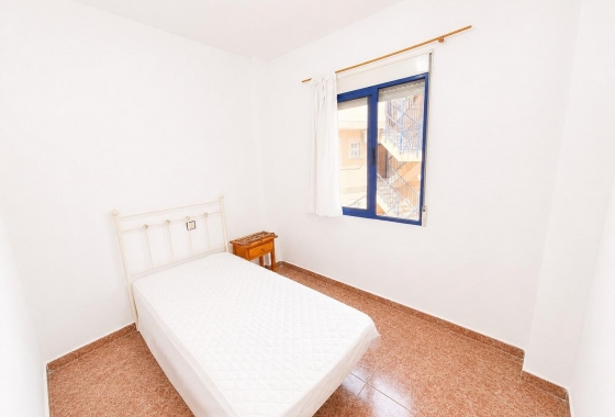 Reventa - Apartment - Torrevieja - Estacion de autobuses