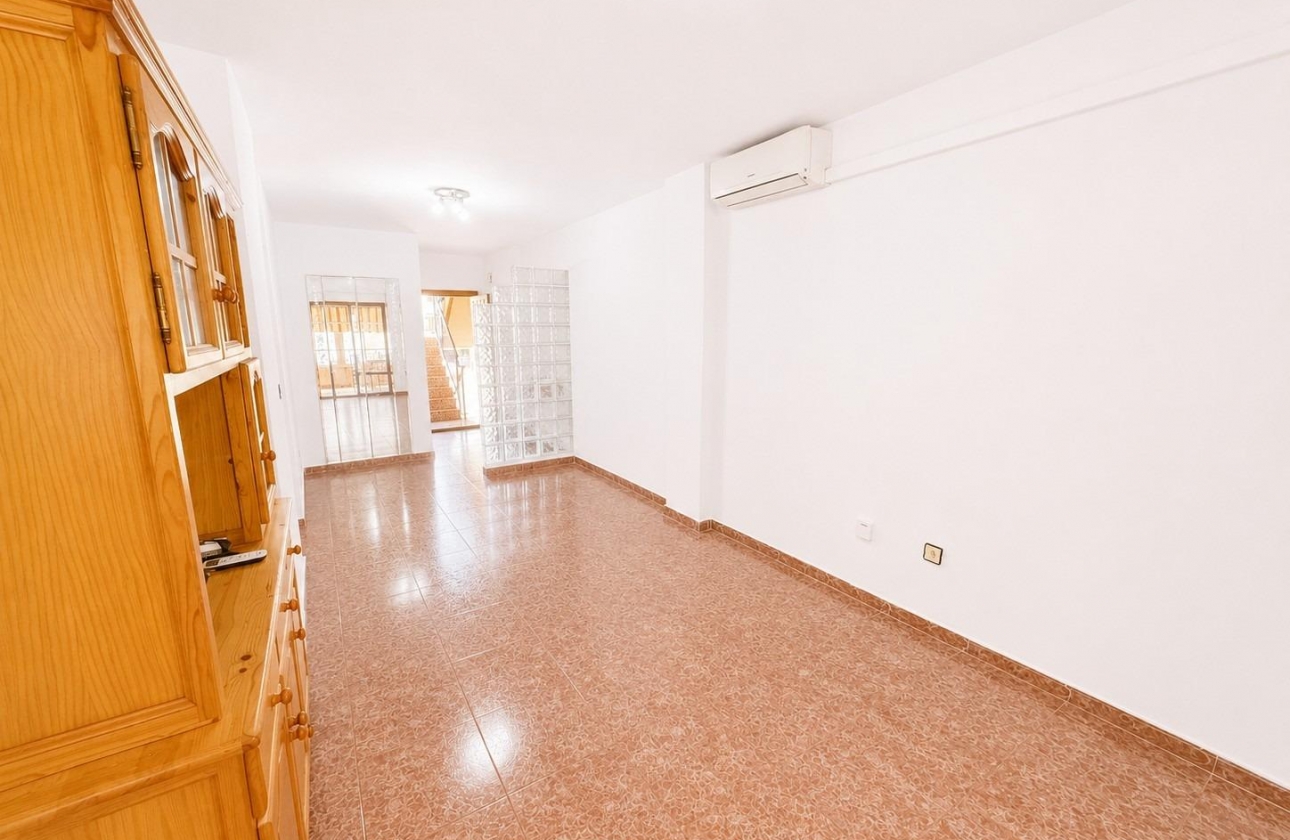 Reventa - Apartment - Torrevieja - Estacion de autobuses