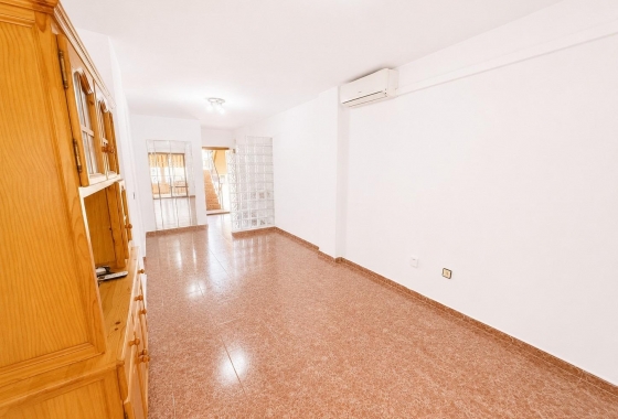 Reventa - Apartment - Torrevieja - Estacion de autobuses