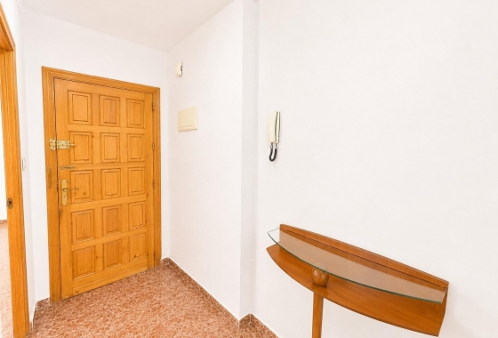 Reventa - Apartment - Torrevieja - Estacion de autobuses