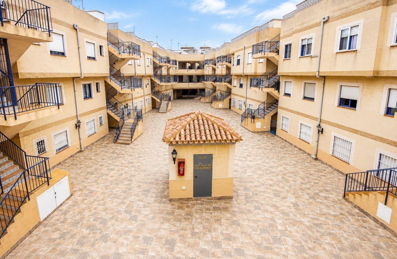 Reventa - Apartment - Torrevieja - Estacion de autobuses