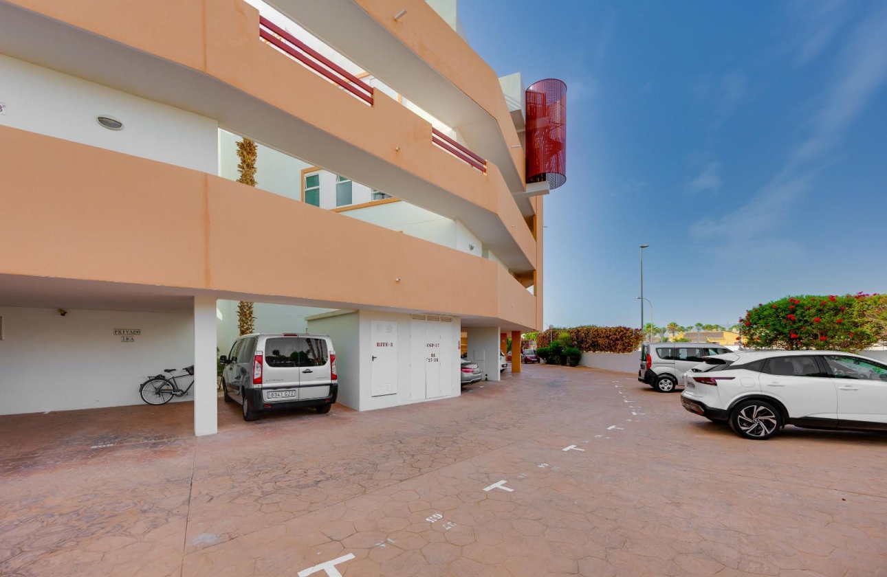 Resale - Apartment - Orihuela Costa - Orihuela-Costa