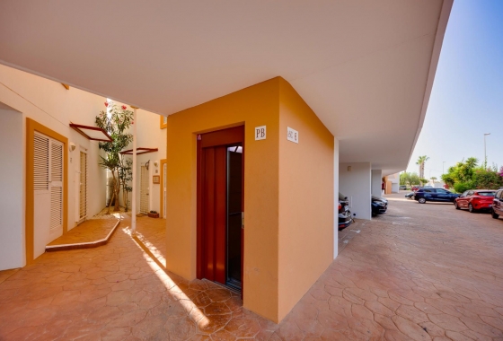 Resale - Apartment - Orihuela Costa - Orihuela-Costa