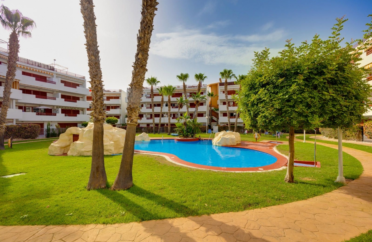 Resale - Apartment - Orihuela Costa - Orihuela-Costa