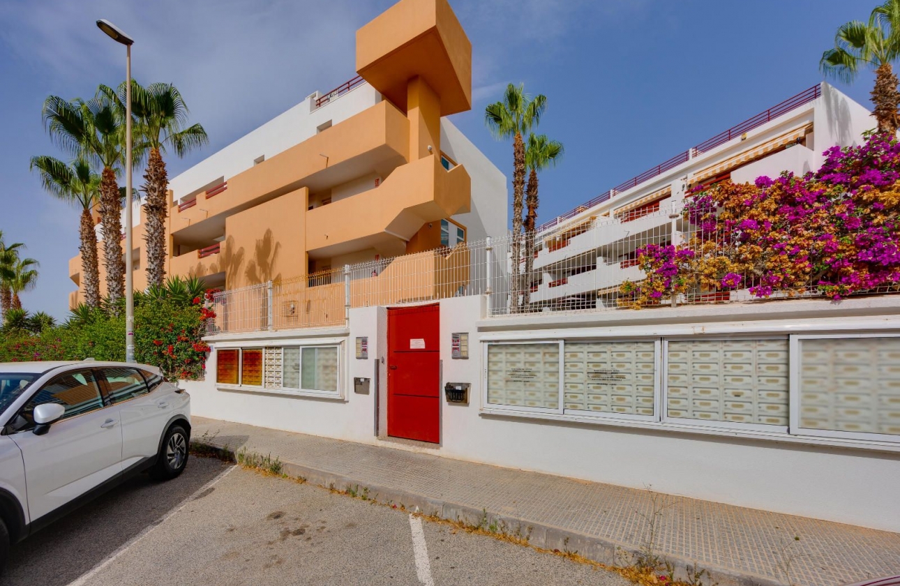 Resale - Apartment - Orihuela Costa - Orihuela-Costa
