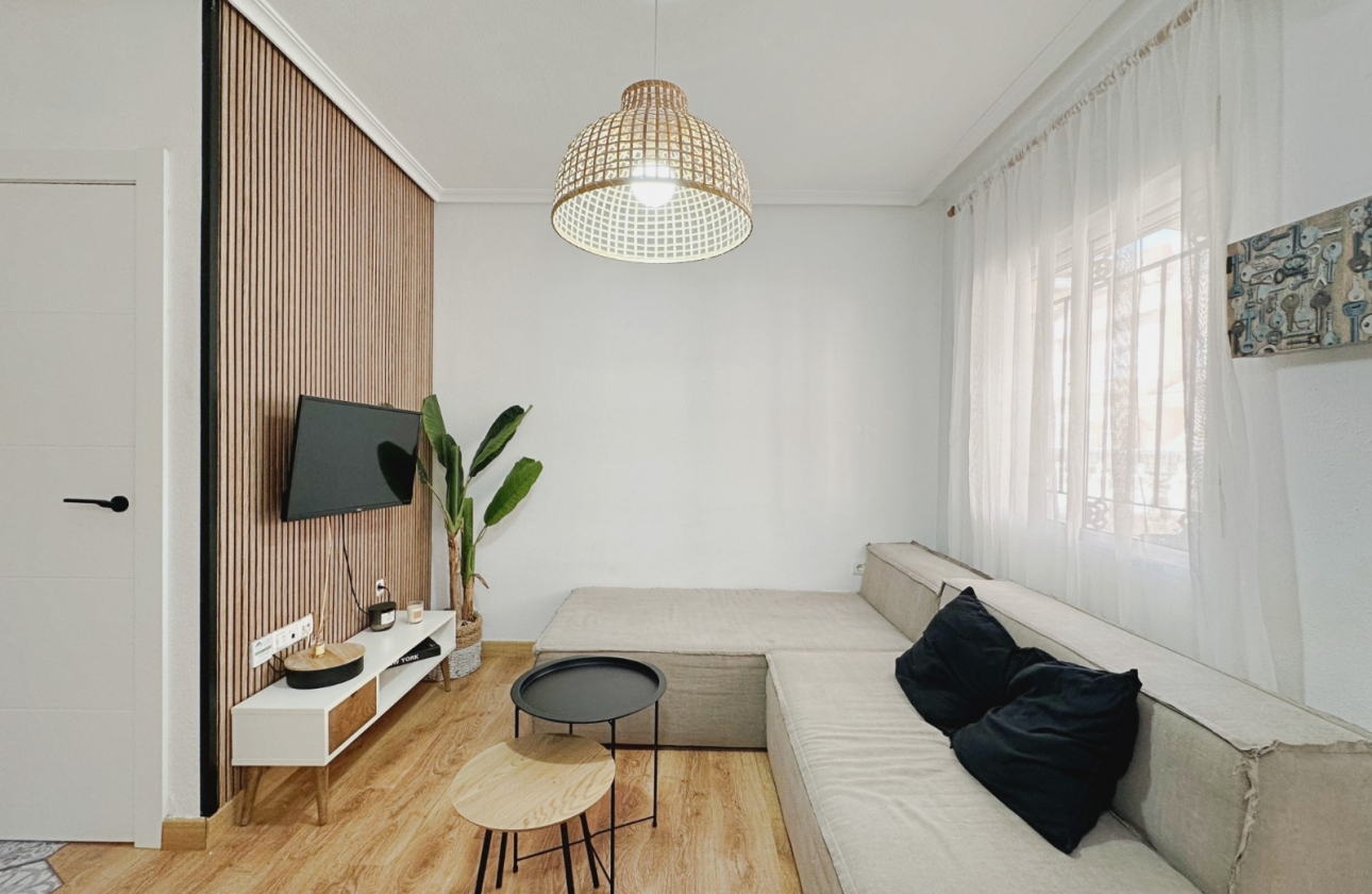 Resale - Townhouse - Orihuela Costa - La Zenia