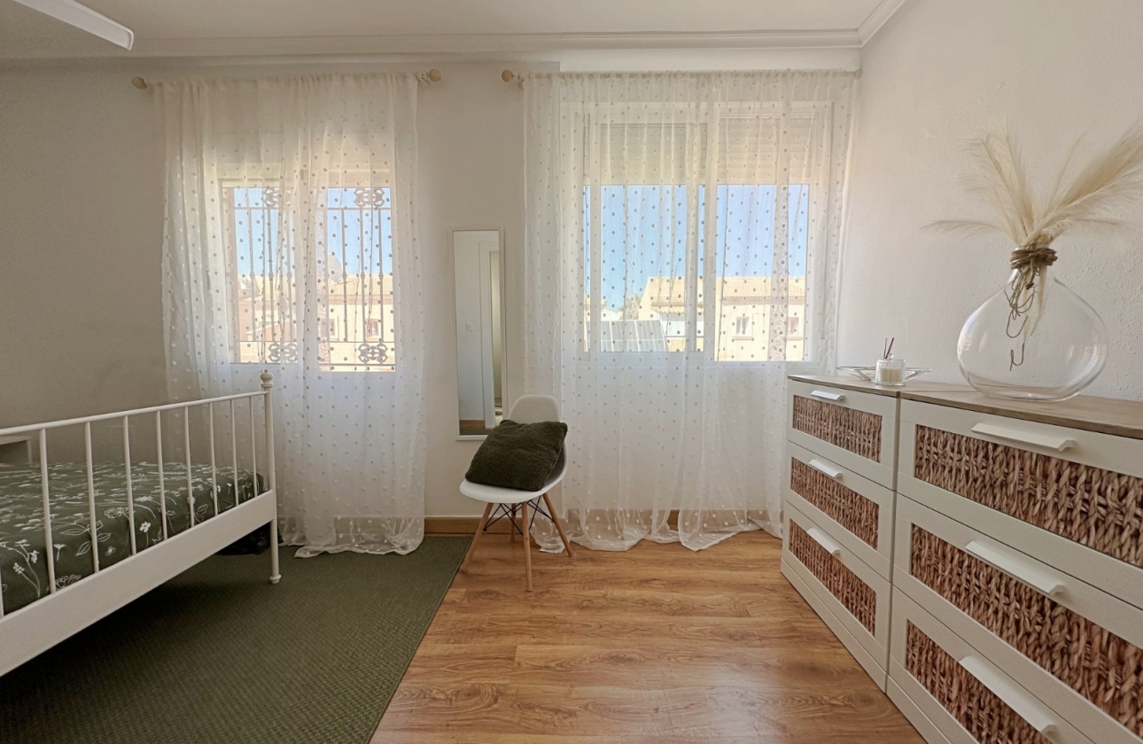 Resale - Townhouse - Orihuela Costa - La Zenia