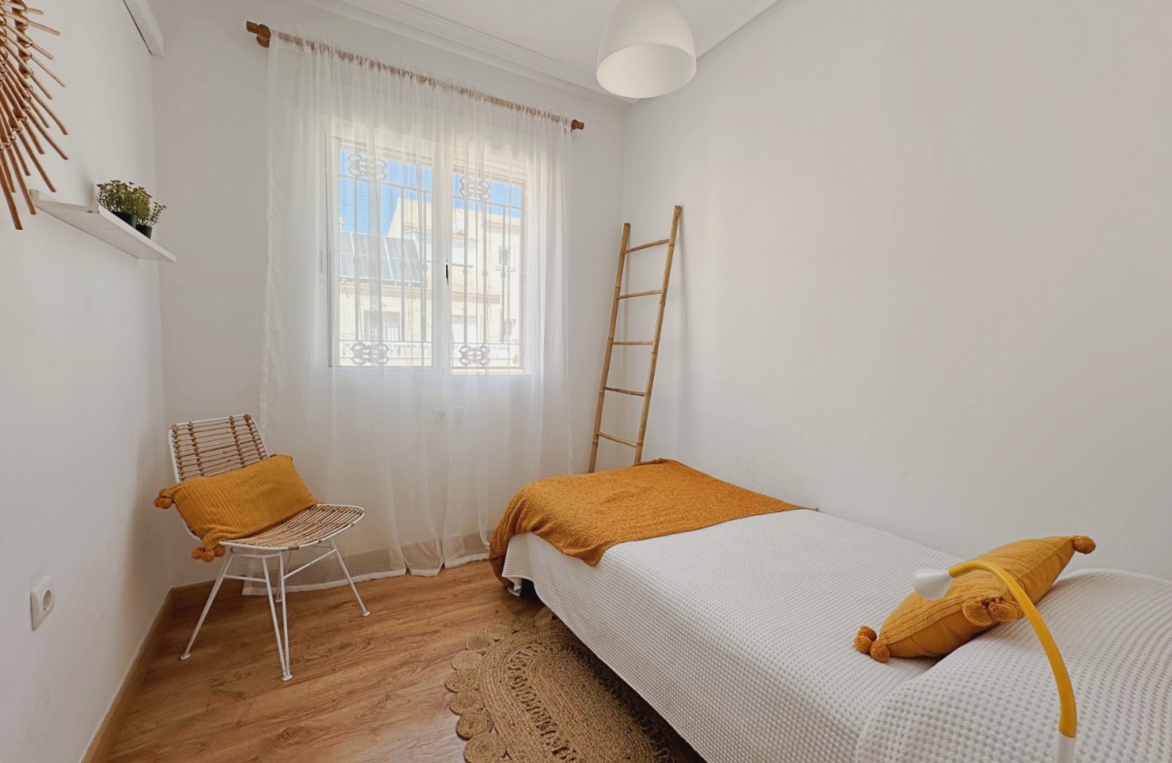 Resale - Townhouse - Orihuela Costa - La Zenia