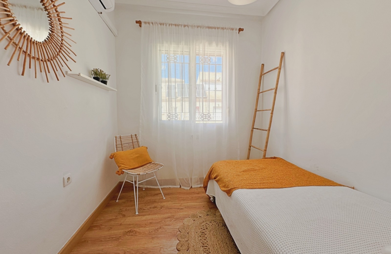 Resale - Townhouse - Orihuela Costa - La Zenia