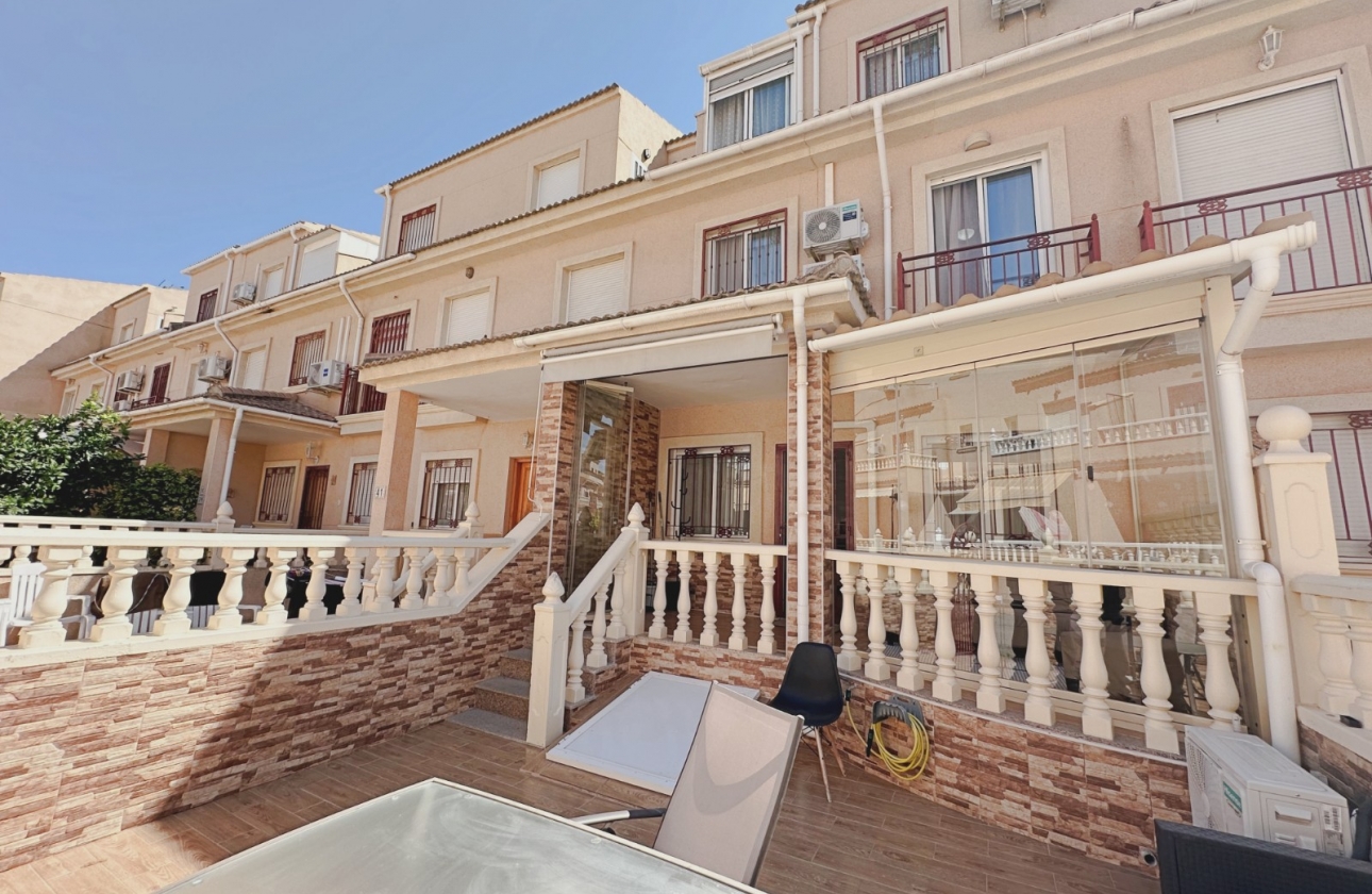 Resale - Townhouse - Orihuela Costa - La Zenia