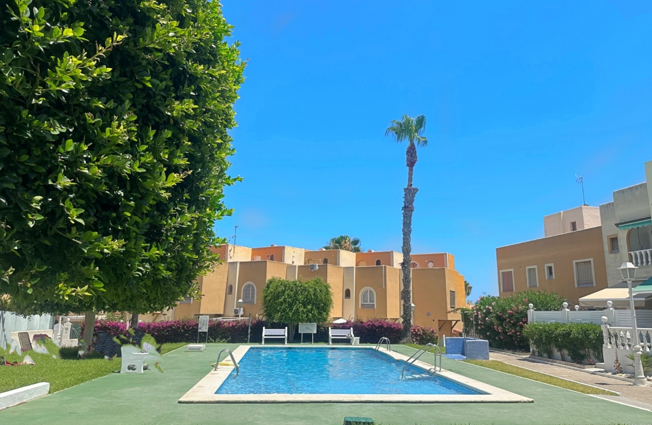 Rynek wtórny - Bungalow - Torrevieja - La Mata