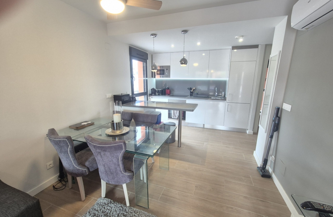 Resale - Apartment - Orihuela Costa