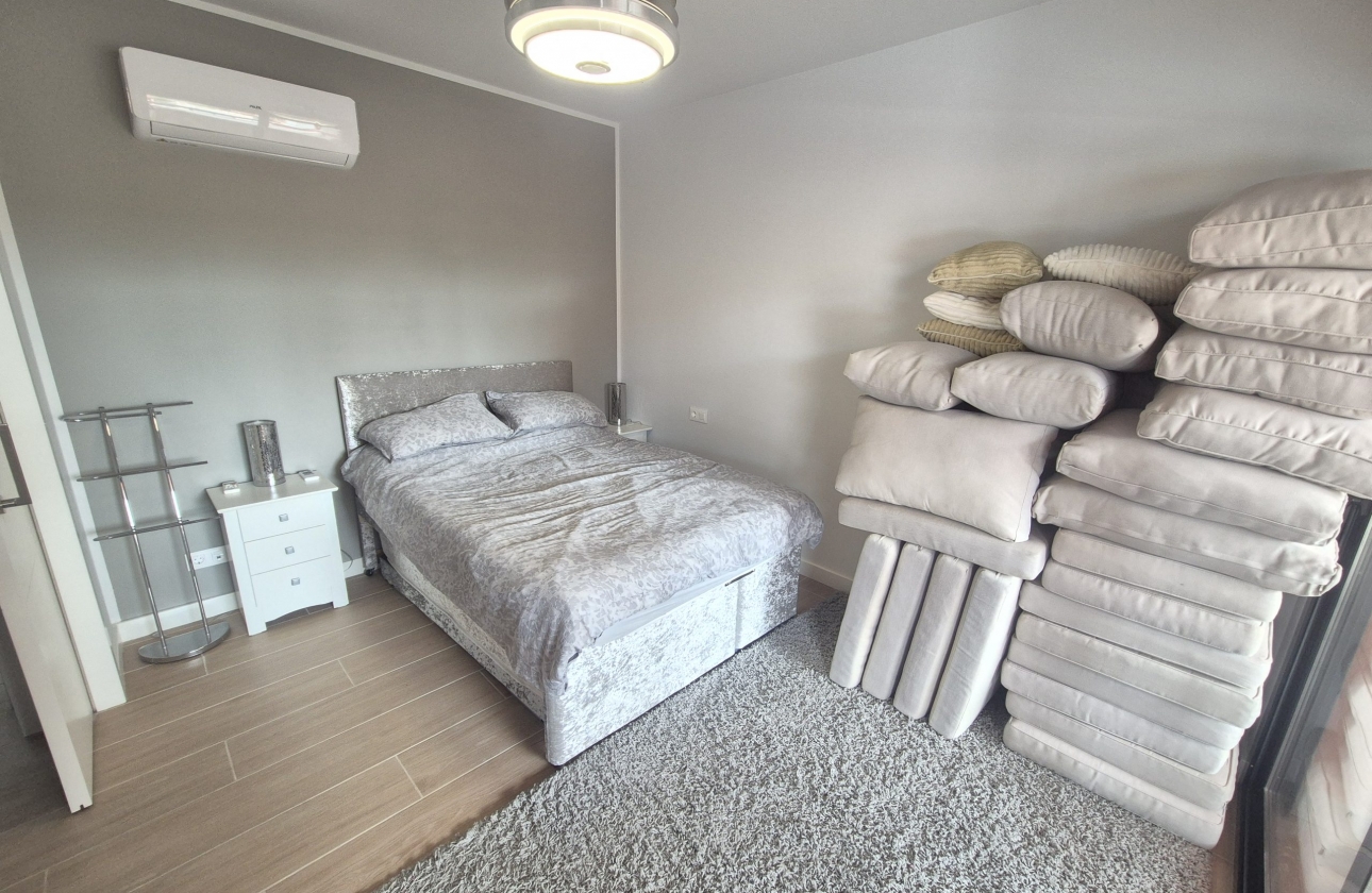 Resale - Apartment - Orihuela Costa
