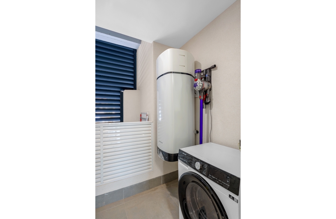 Resale - Apartment - Orihuela Costa - Punta Prima