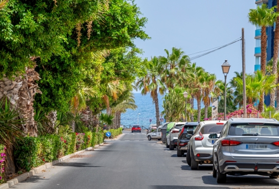 Resale - Apartment - Orihuela Costa - Punta Prima