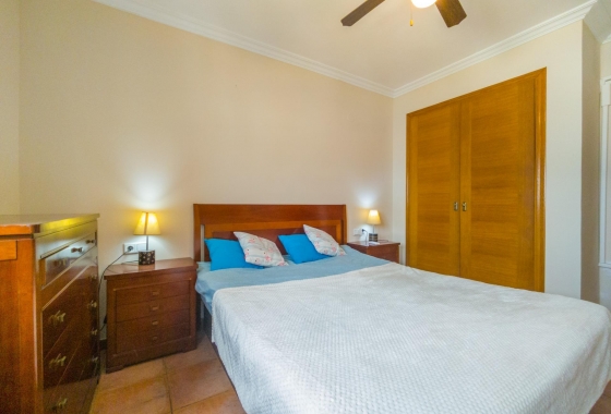 Resale - Apartment - Torrevieja - Acequion