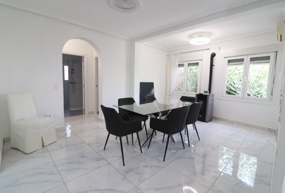 Reventa - Villa - Ciudad Quesada - La Fiesta