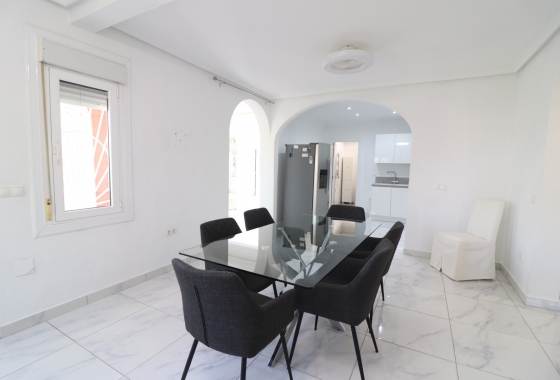 Reventa - Villa - Ciudad Quesada - La Fiesta