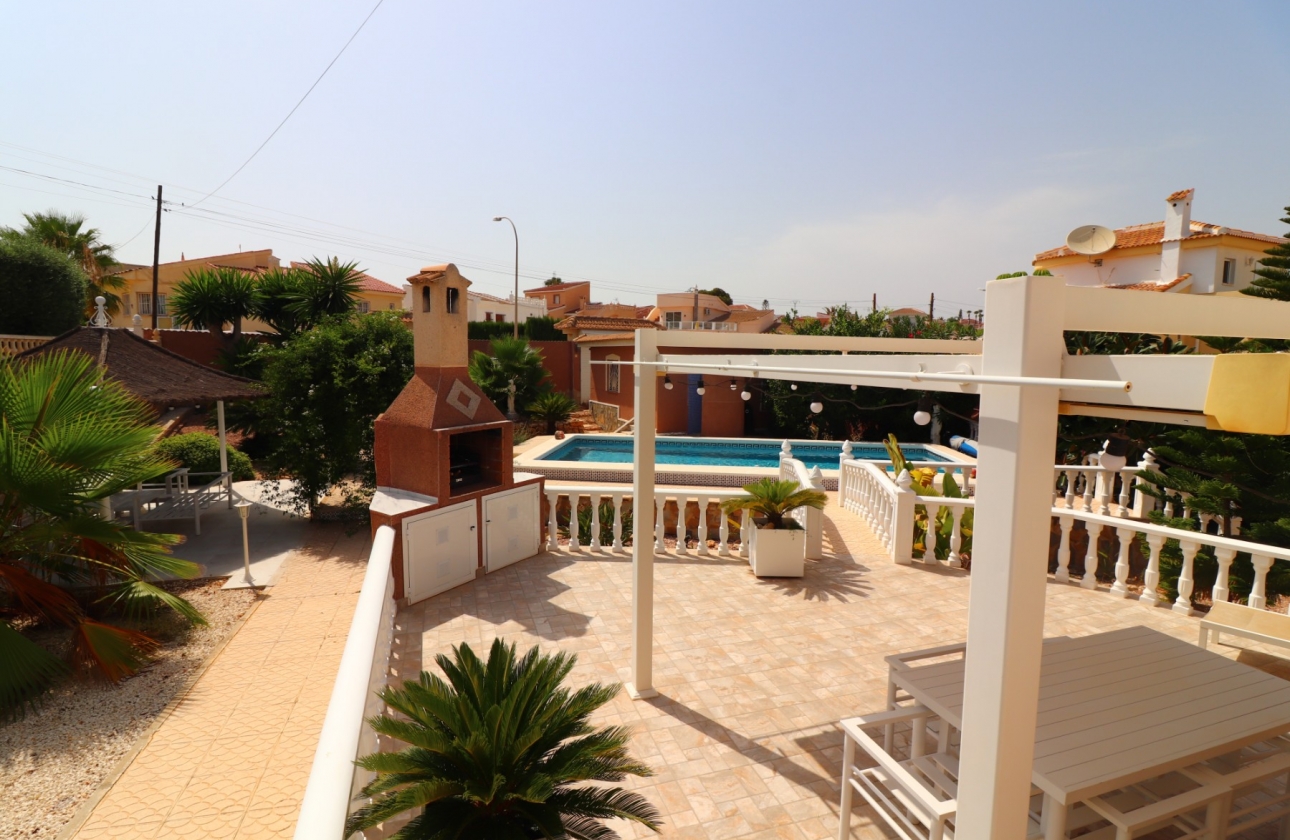 Reventa - Villa - Ciudad Quesada - La Fiesta