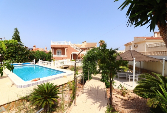 Reventa - Villa - Ciudad Quesada - La Fiesta