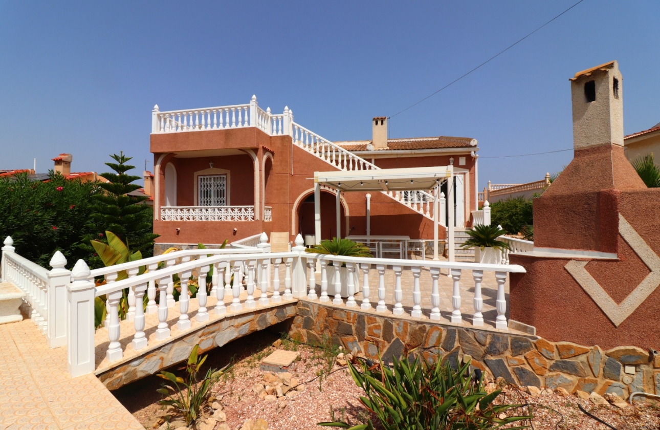 Reventa - Villa - Ciudad Quesada - La Fiesta