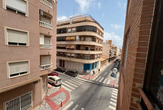 Reventa - Estudio - Torrevieja - Centro