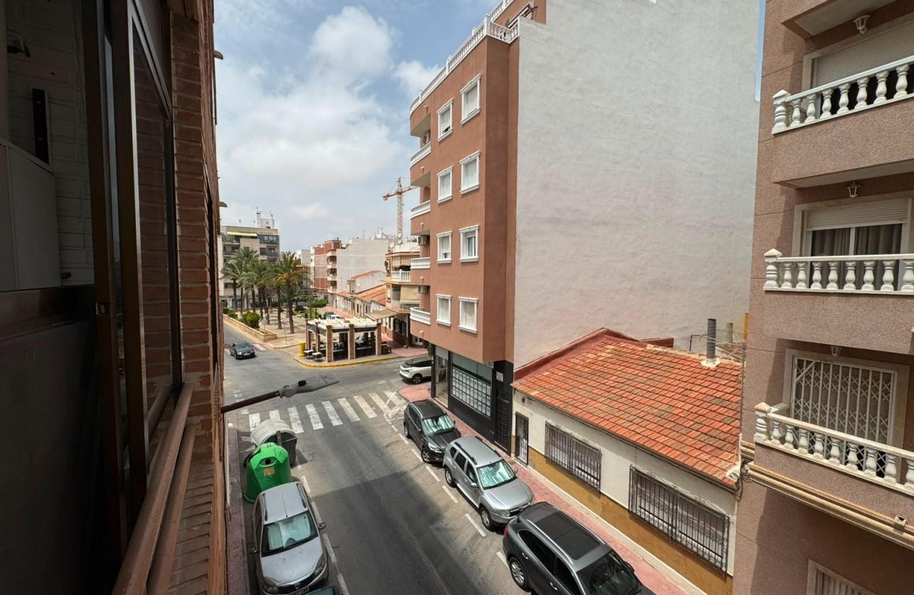 Reventa - Estudio - Torrevieja - Centro