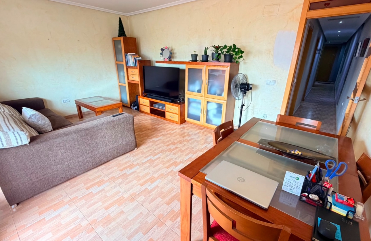 Resale - Apartment - Los Montesinos