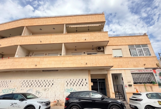 Resale - Apartment - Los Montesinos