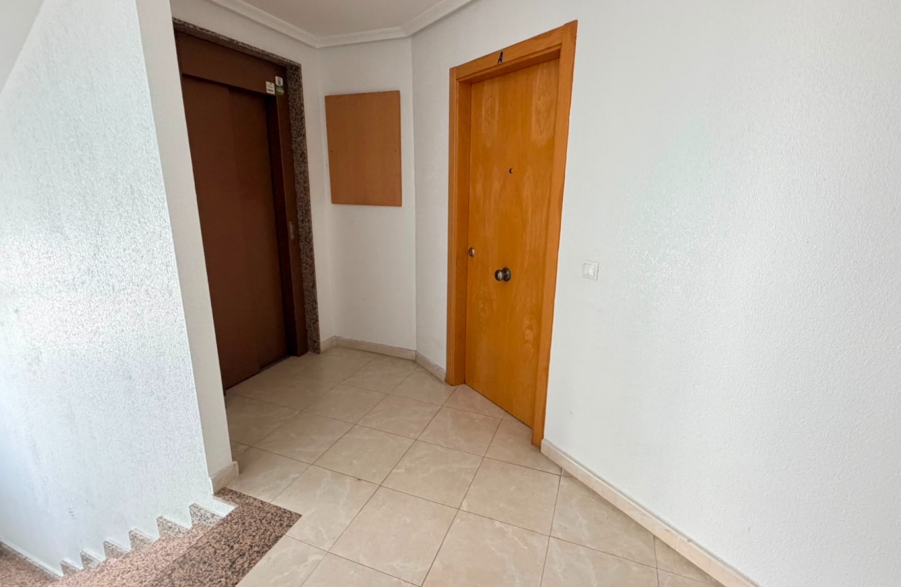 Resale - Apartment - Los Montesinos