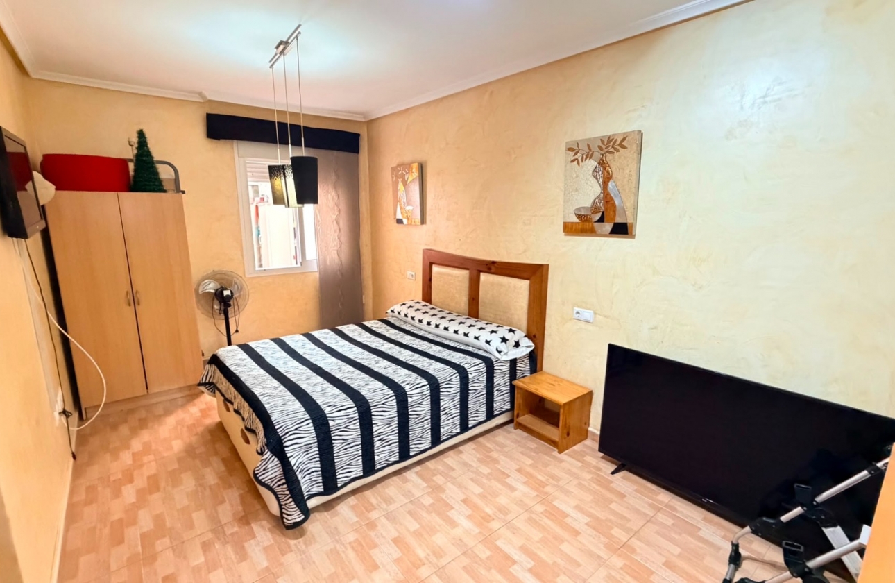 Resale - Apartment - Los Montesinos