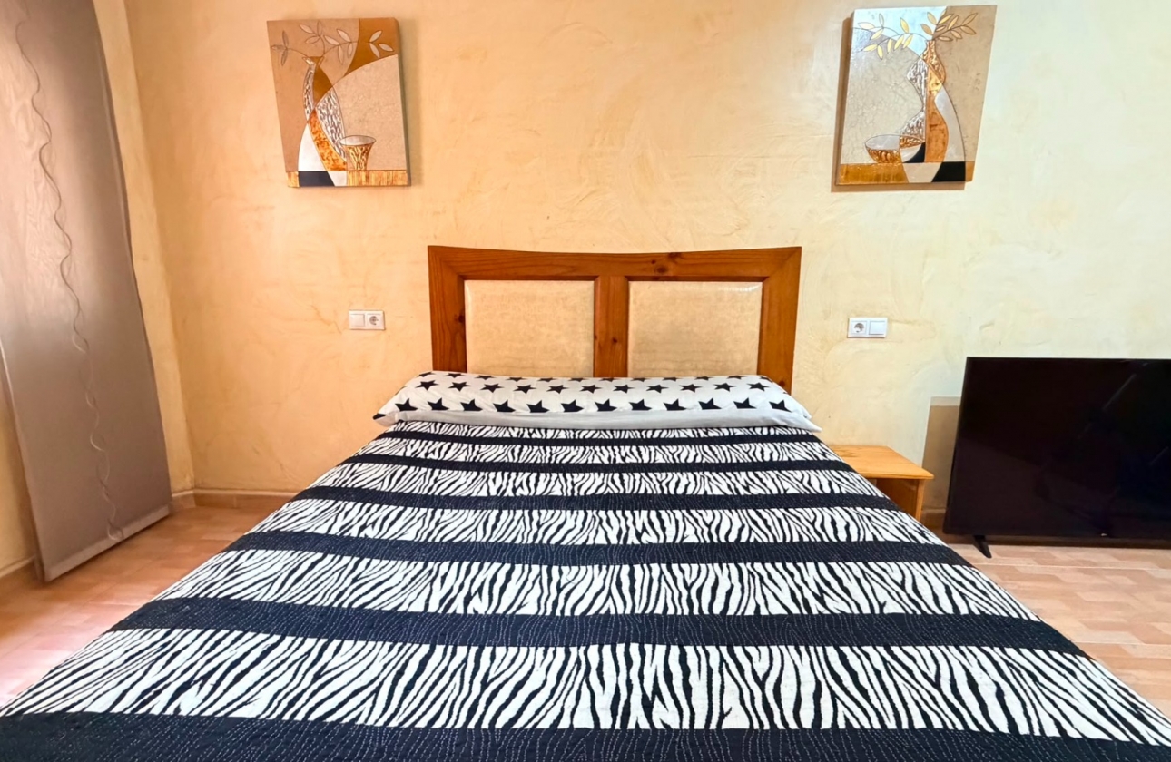 Resale - Apartment - Los Montesinos