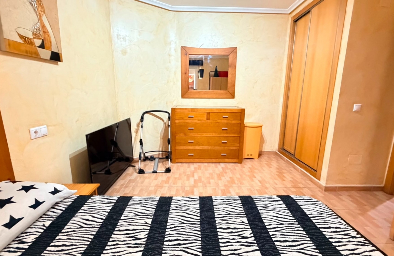 Resale - Apartment - Los Montesinos