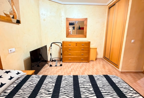 Resale - Apartment - Los Montesinos