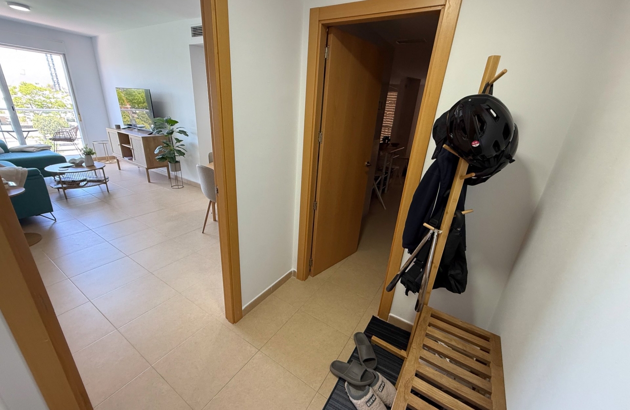 Reventa - Apartment - Dolores - Avenida de la Mujer, 1