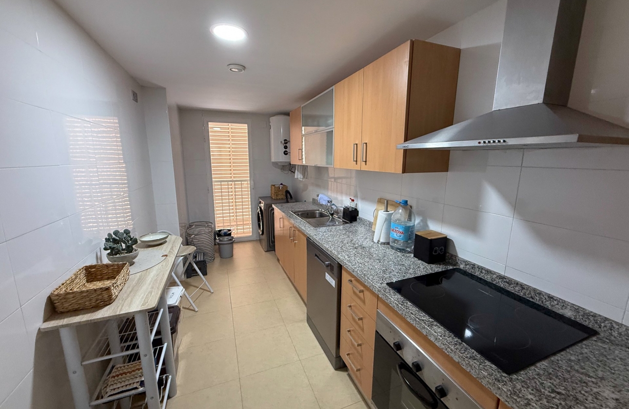Reventa - Apartment - Dolores - Avenida de la Mujer, 1
