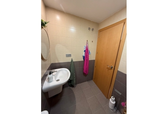Reventa - Apartment - Dolores - Avenida de la Mujer, 1