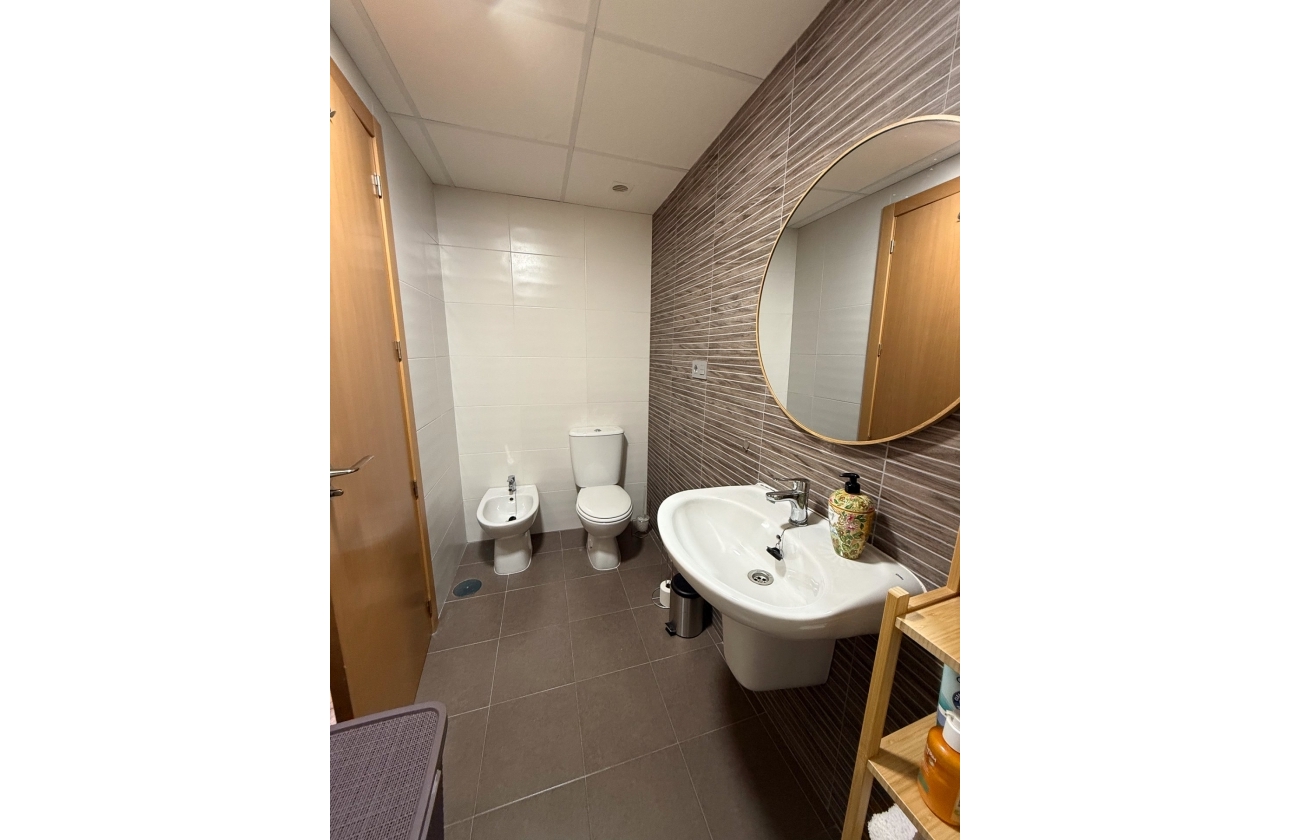 Reventa - Apartment - Dolores - Avenida de la Mujer, 1