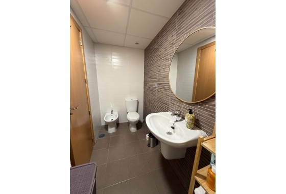 Reventa - Apartment - Dolores - Avenida de la Mujer, 1