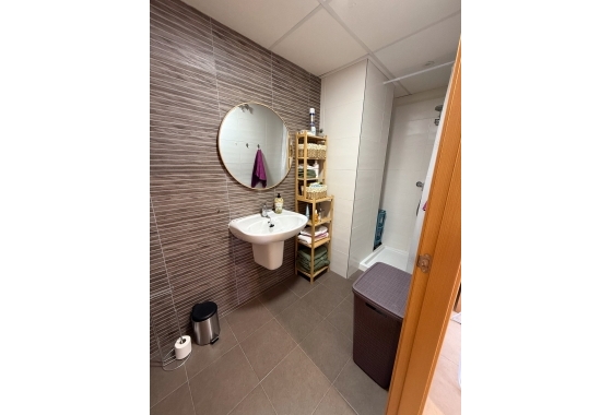 Reventa - Apartment - Dolores - Avenida de la Mujer, 1