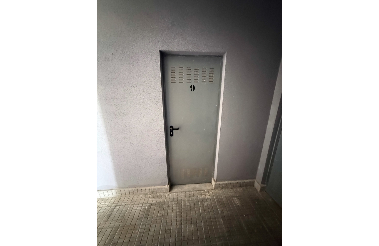 Reventa - Apartment - Dolores - Avenida de la Mujer, 1