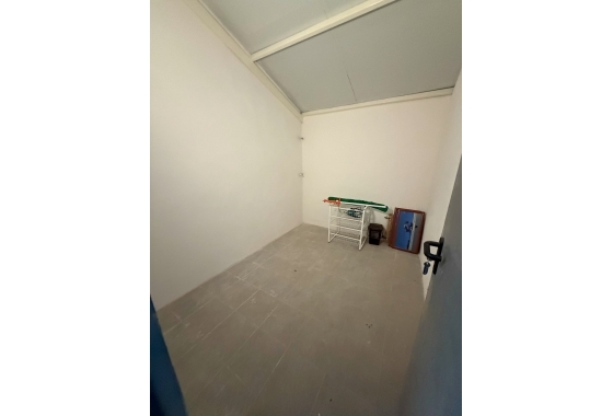 Reventa - Apartment - Dolores - Avenida de la Mujer, 1