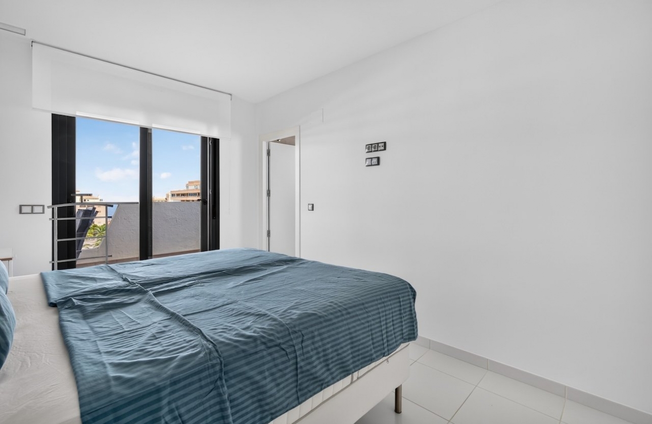 Reventa - Ático - Arenals del Sol - Carrer Bahia, 73