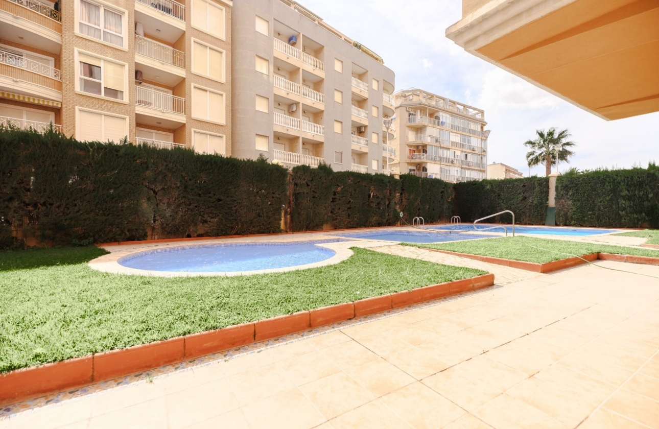 Resale - Apartment - Torrevieja