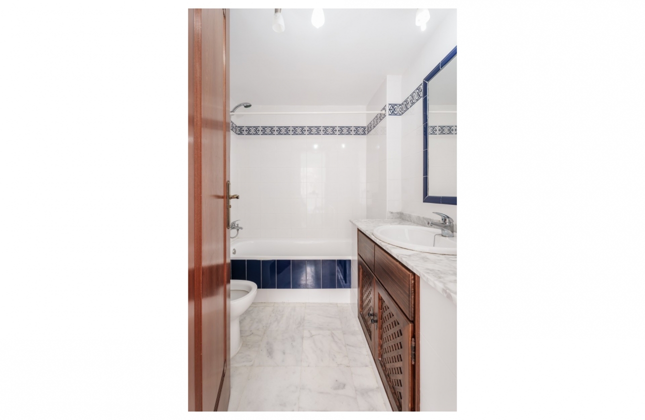 Resale - Apartment - Torrevieja