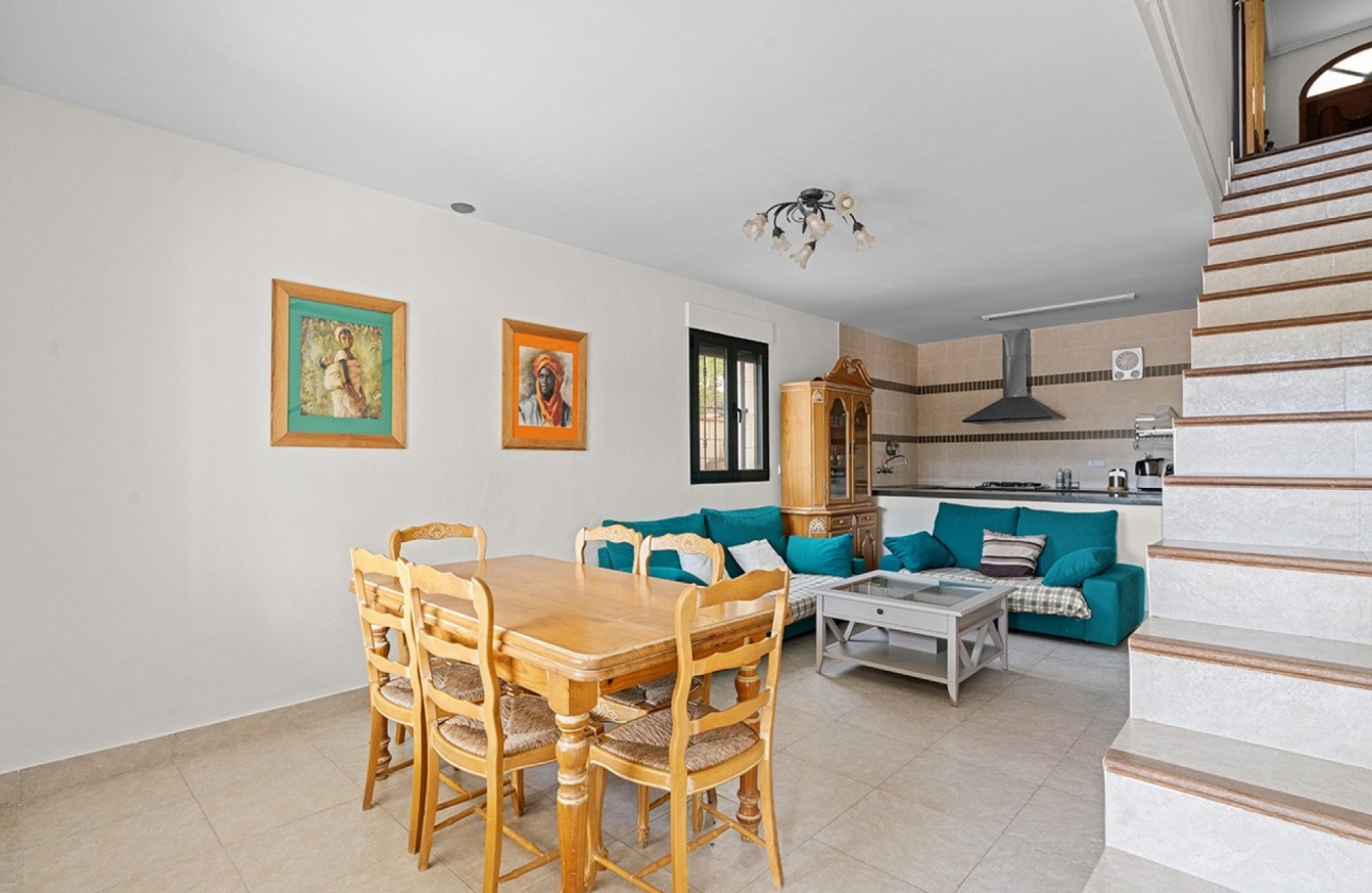 Rynek wtórny - Villa - Alicante
