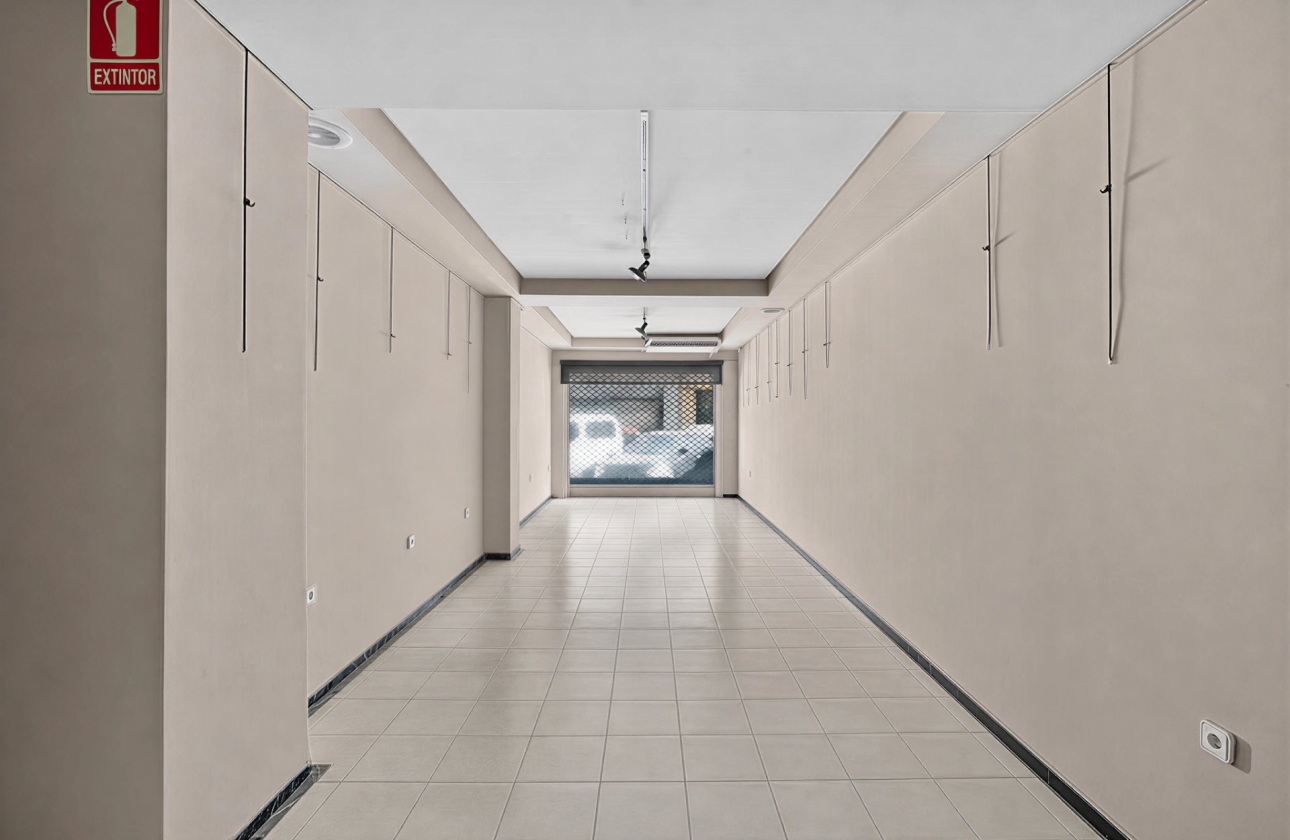 Reventa - Commercial Unit - Elx - Carrer Oscar Esplá, 42
