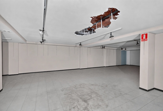 Reventa - Commercial Unit - Elx - Carrer Oscar Esplá, 42