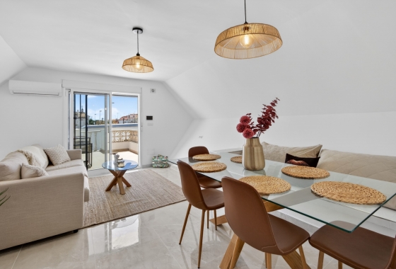 Reventa - Villa - Torrevieja - Playa de los Locos